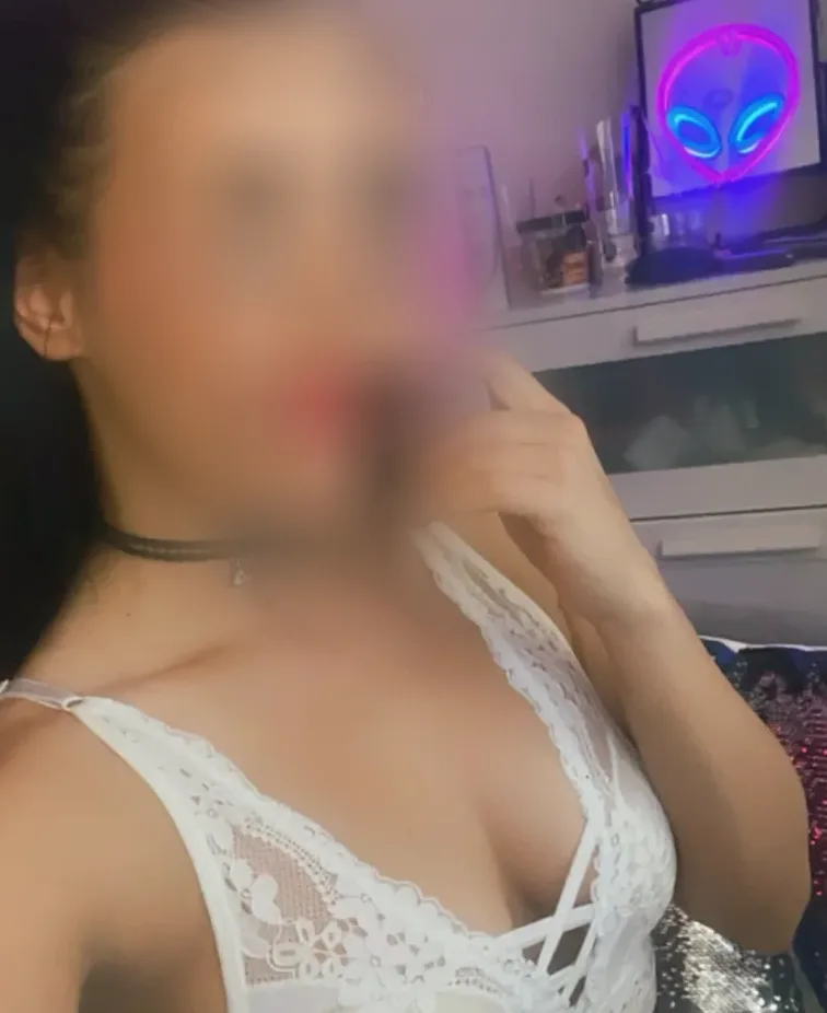 Amalie, 21