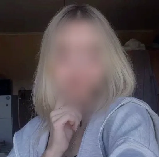 Camilla, 20
