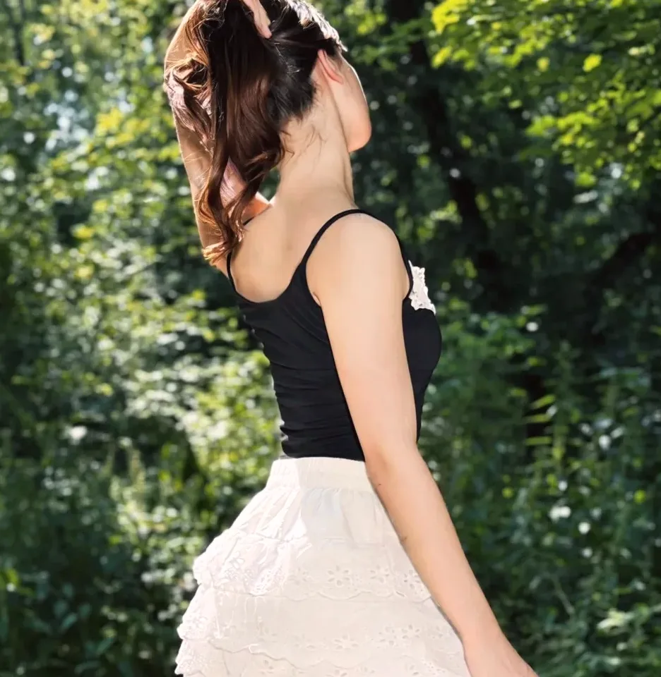 Christina, 20