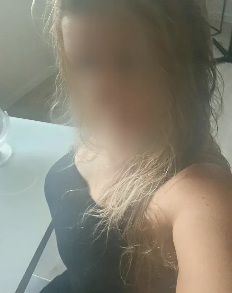 Molly, 31